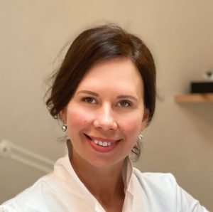 Dokter Yulia van den Corput Bulgakova